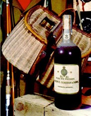 Seagram's 83, Seagram Museum Library, University of Waterloo / Seagram's '83, Seagram Museum Library, Université de Waterloo
